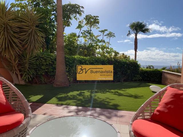 Chalet en venta en La Caleta, Adeje