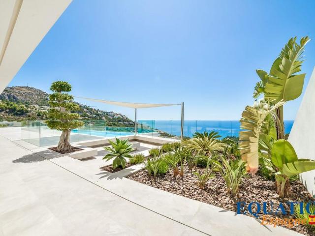 Chalet en venta en la Marina Baixa, Valencia