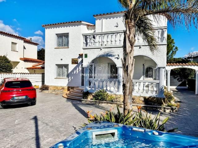 Chalet en venta en Empuriabrava, Alt Empordà
