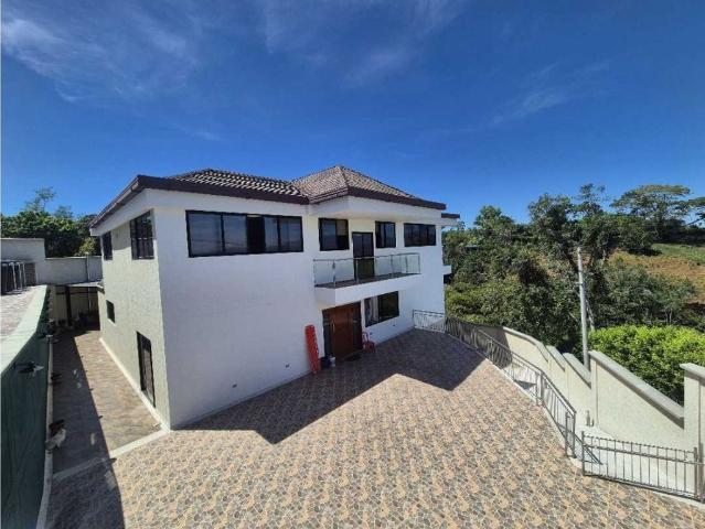 Casa en arriendo en Santander