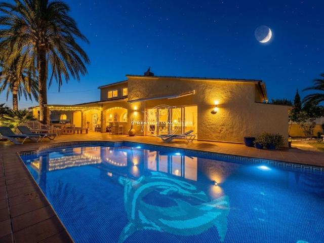 Chalet en venta en Roses, Girona