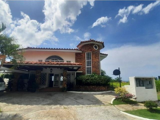 Casa venta en San Carlos