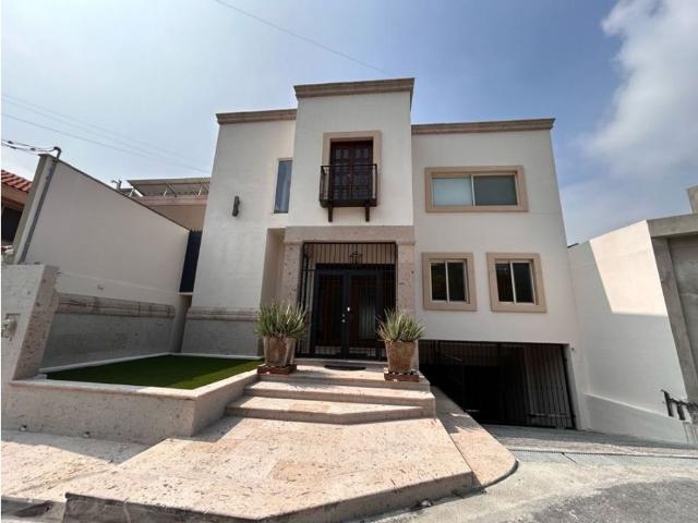 Casa en venta en San Pedro, Nuevo León
