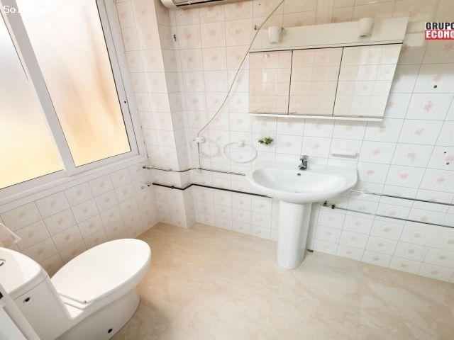 Casa en venta en Guadalupe, Murcia