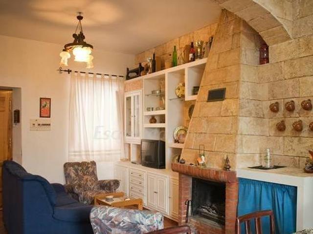 Casa en alquiler en Enix