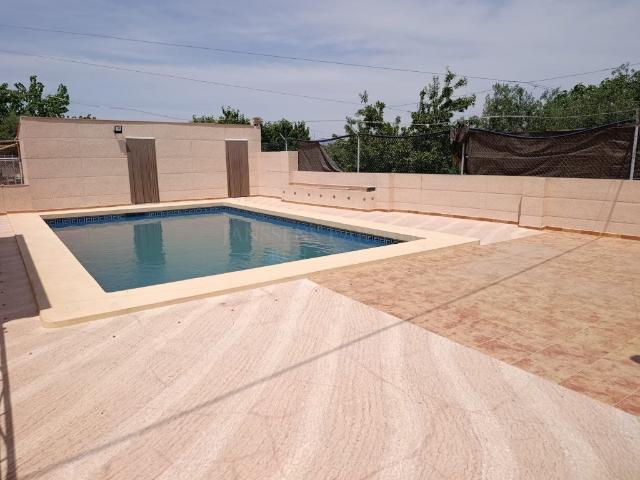 Casa en venta en el Vinalopó Mitjà / El Vinalopó Medio, Valencia