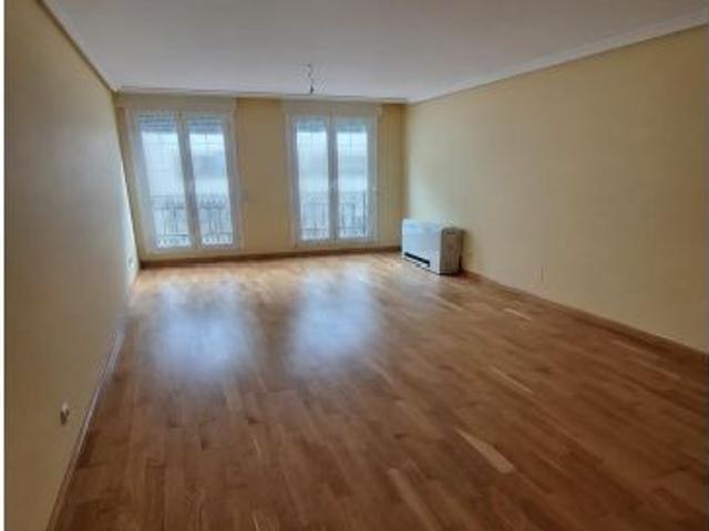 Piso en venta en Compostilla, Ponferrada
