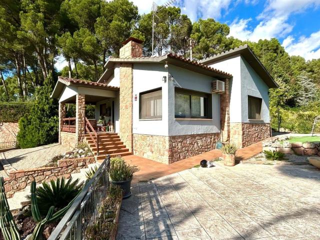 Casa en venta en Urbanització de Can Castanyer, Vallès Oriental