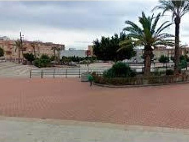 Casa en venta en La Gangosa, Vícar