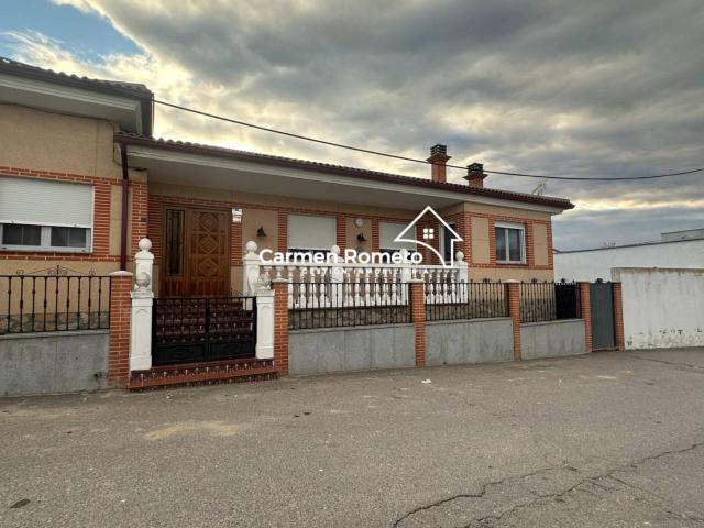 Chalet en venta en Poveda De Las Cintas, Castilla y León