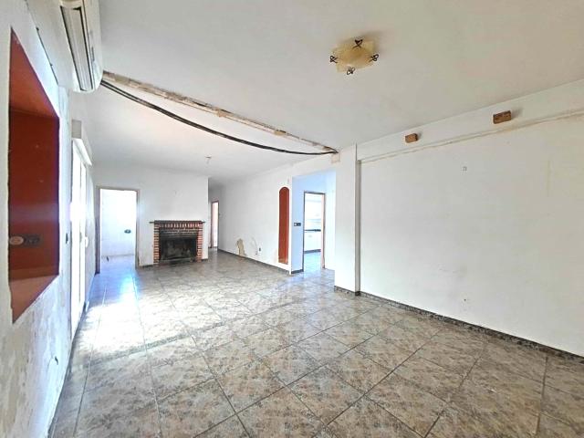 Casa en venta en La Encina, l'Alt Vinalopó / El Alto Vinalopó