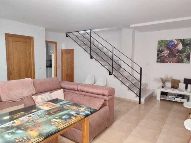 Casa en venta en Olivares, Andalucía
