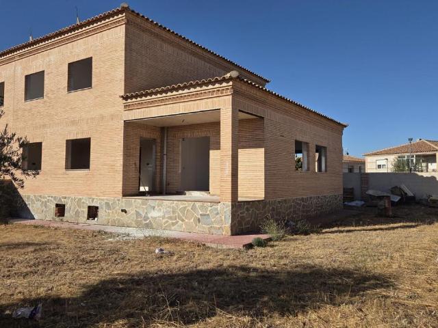 Chalet en venta en La Zarzuela, Cobisa
