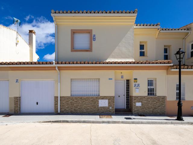 Casa en venta en Comarca de Los Montes, Andalucía