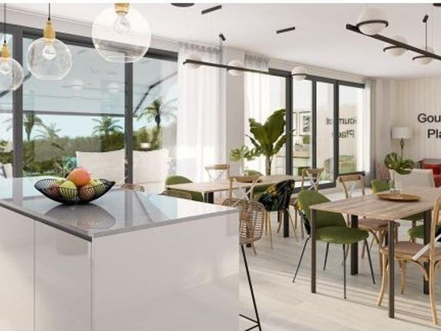 Piso en venta en Caleta de Vélez, La Axarquía