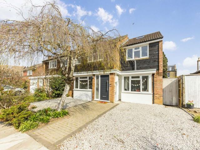 Apartment for rent in Petersham, Greater London
