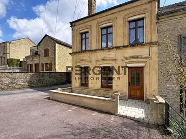 Maison vente à Charleville-Mézières, Vivier-au-court