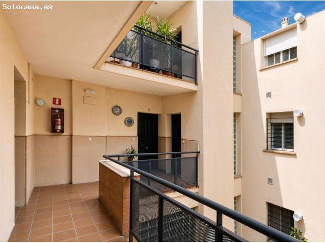 Piso en venta en Camas, Andalucía