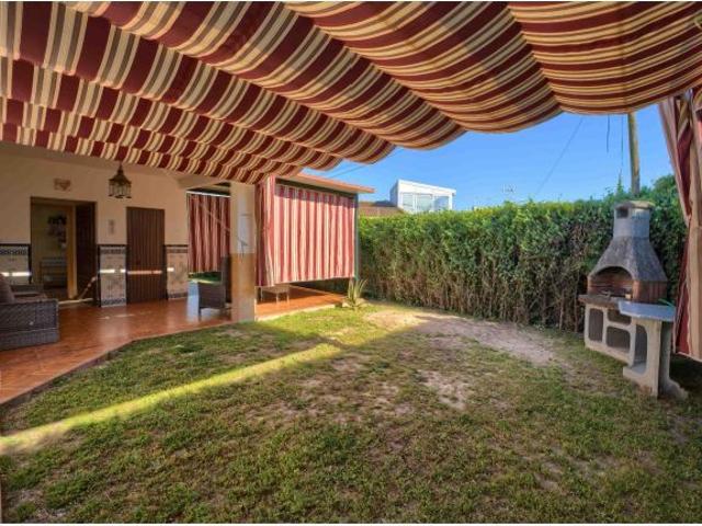 Casa en venta en Palomares Del Río, Andalucía