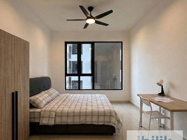 Room for rent in Batu Kawan, Seberang Perai