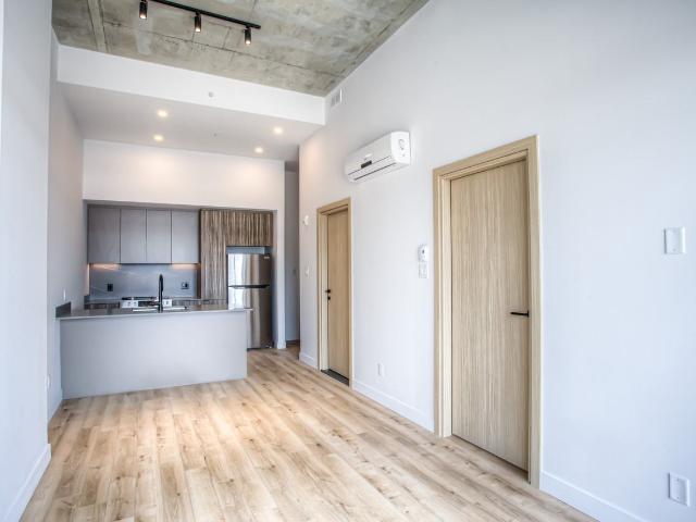 Apartment for rent in St. Leonard's, Quebec