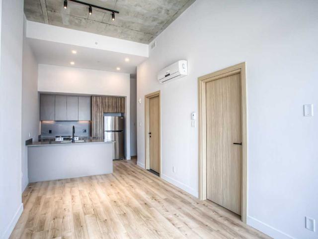 Apartment for rent in St. Leonard's, Quebec
