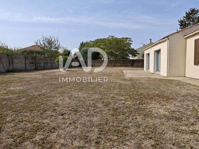 Maison vente à Fontenay-le-Comte, Vix
