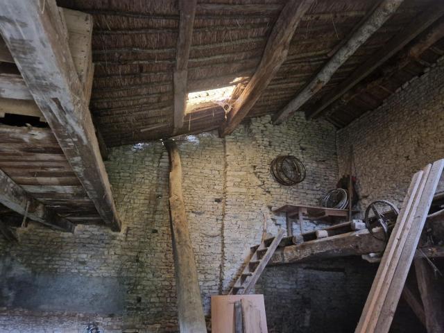 Maison vente à Fontenay-le-Comte, Vix