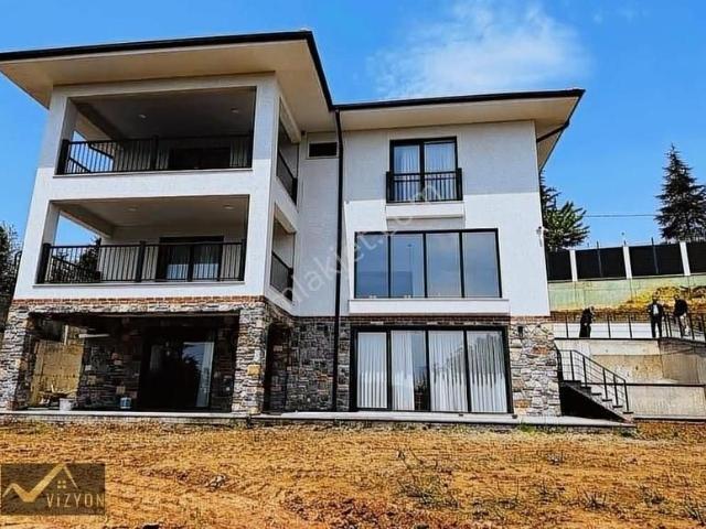 Darica içerisinde satılık Villa