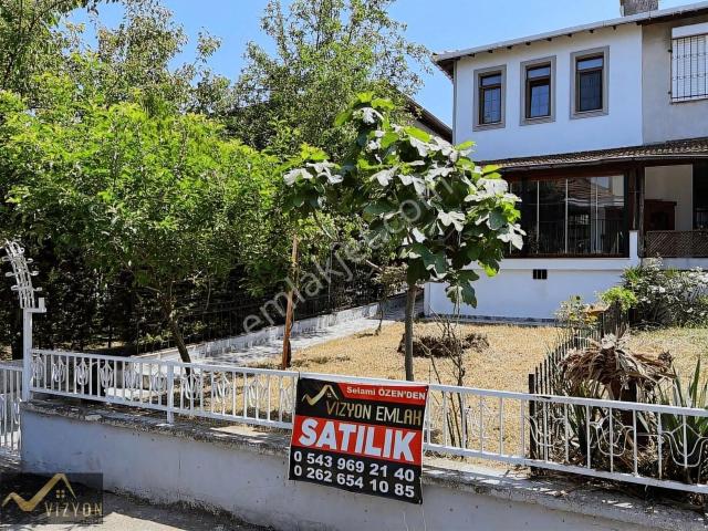 Darica içerisinde satılık Villa