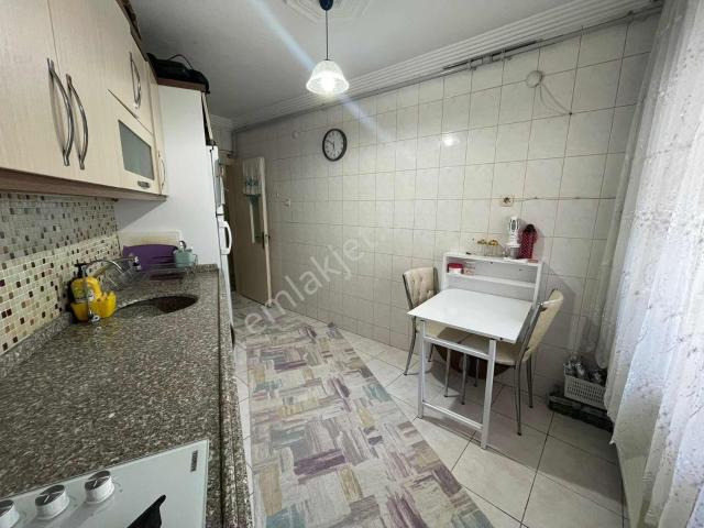 Akhisar, Manisa içerisinde satılık mülk