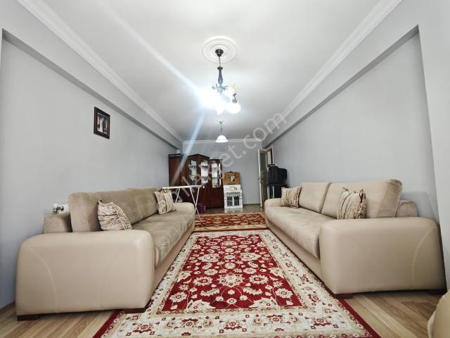 Akhisar, Manisa içerisinde satılık mülk