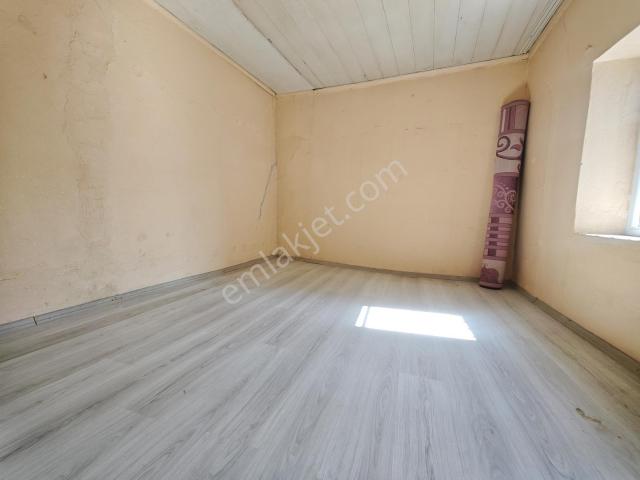 Akhisar, Manisa içerisinde satılık Villa