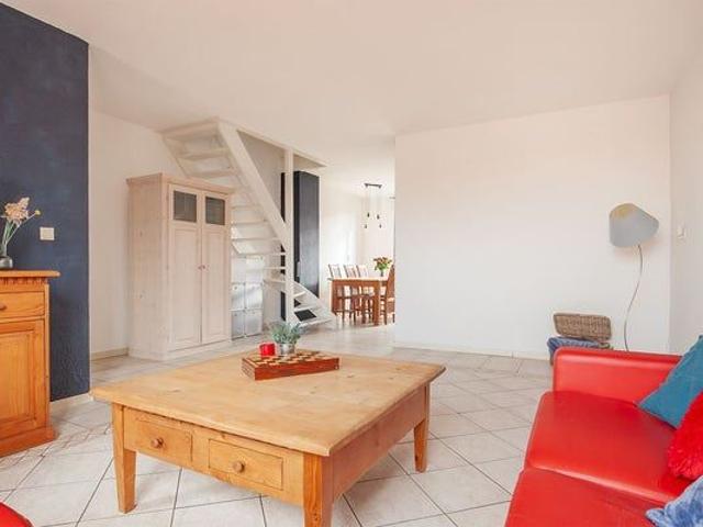 Appartement te huur in Waterland, Spijkenisse