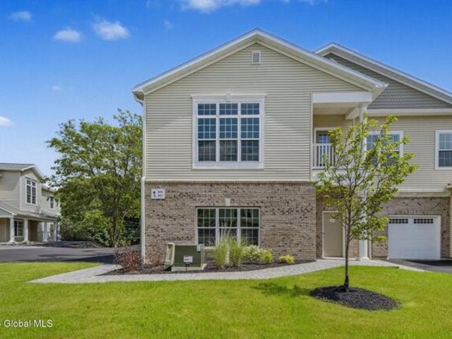 Condo for sale in Niskayuna