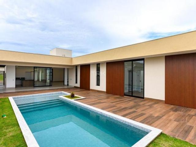 Casa venda em Região Geográfica Imediata do Distrito Federal, Região Integrada de Desenvolvimento do Distrito Federal e Entorno