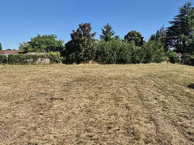 Terrain vente à Angoulême, Voeuil-et-giget