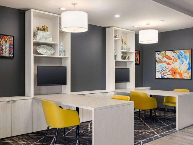 House for rent in Dorval, Montréal (région administrative)