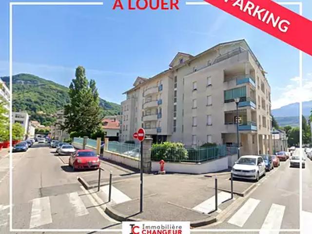 Garage location à Voiron, Isère