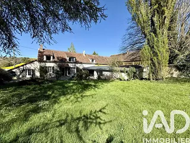 Maison vente à Sens, Voisines