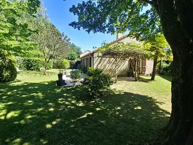 Maison vente à Rambouillet, Voisins-le-bretonneux