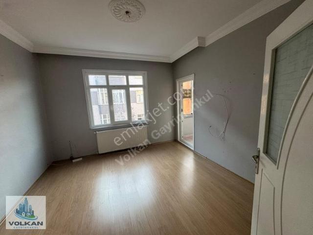50. Yıl Mahallesi, Sultangazi içerisinde kiralık mülk