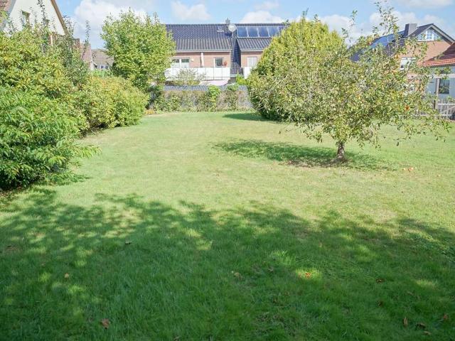 Erdgeschosswohnung kaufen in Spaden, Schiffdorf