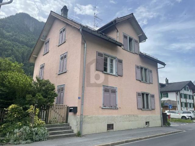 Mehrfamilienhaus kaufen in Diesbach (GL), Glarus