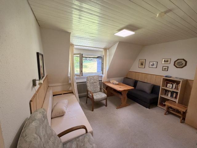 Dachgeschosswohnung kaufen in Schönwald, Baden-Württemberg