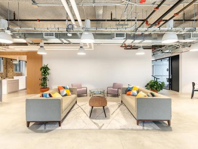 Bedrijfspand te huur in Centrum, Almere-haven