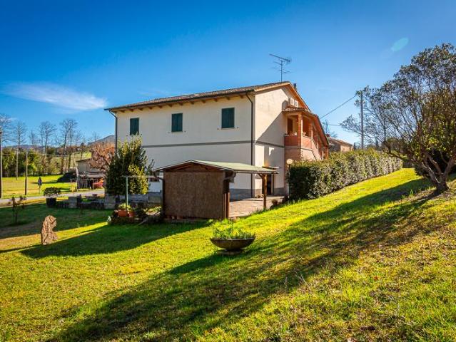 Casa in vendita a Volterra, Toscana