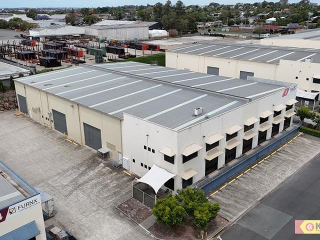Warehouse for rent in Toombul, Queensland