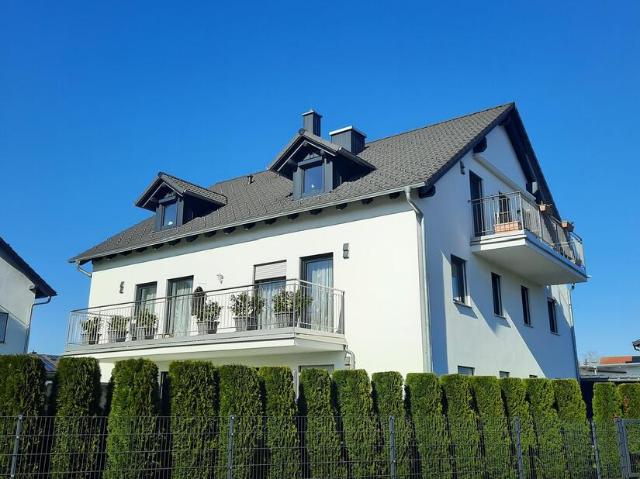 Dachgeschosswohnung kaufen in Pfaffing, Pocking