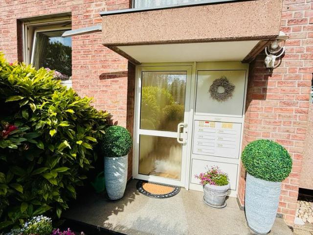Wohnung kaufen in Kalkum, Düsseldorf